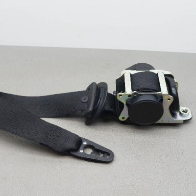 Ön Emniyet Kemeri Mercedes C Serisi Ön Emniyet Kemeri Mercedes C Serisi