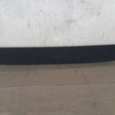 Arka Cam Önü Muhafaza Kapağı Mercedes CLS Serisi Arka Cam Önü Muhafaza Kapağı Mercedes CLS Serisi