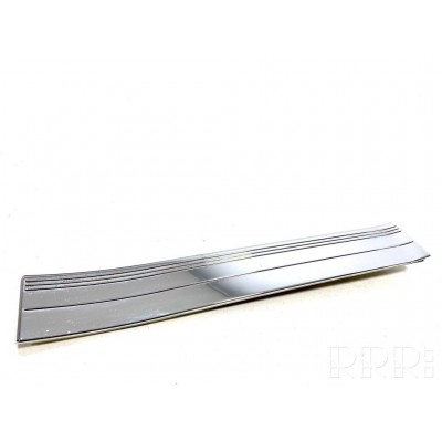 Arka Eşik Bakaliti Dış Sol  Mercedes CLS Serisi Arka Eşik Bakaliti Dış Sol  Mercedes CLS Serisi