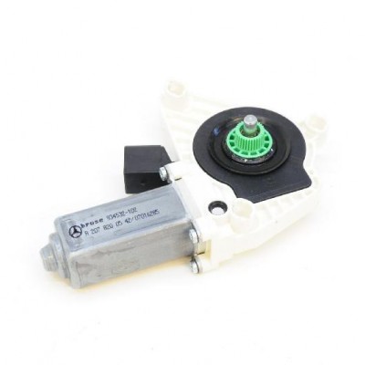 Ön Cam Motoru Mercedes CLA Serisi Ön Cam Motoru Mercedes CLA Serisi