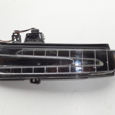 Ayna Sinyal Lambası Mercedes CLA Serisi Ayna Sinyal Lambası Mercedes CLA Serisi