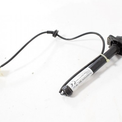 Kaput Airbag Aktüatör Mercedes C Serisi Kaput Airbag Aktüatör Mercedes C Serisi