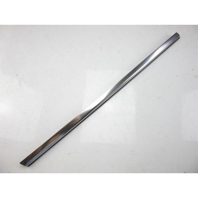 Ön Kapı Cam Çıtası Mercedes CLA Serisi Ön Kapı Cam Çıtası Mercedes CLA Serisi