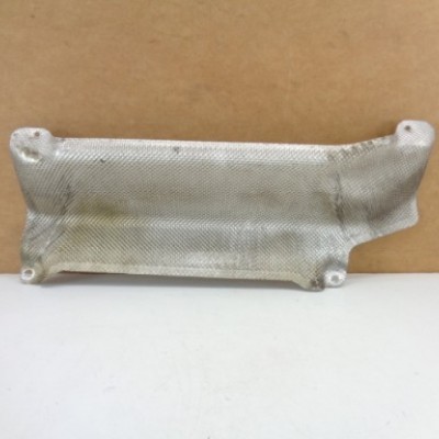 Egzoz Isı Koruma Kalkanı Mercedes C Serisi Egzoz Isı Koruma Kalkanı Mercedes C Serisi