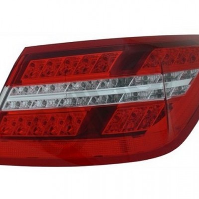 Stop Lambası - Sağ (Dış) Mercedes E Serisi