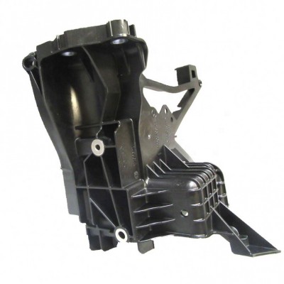 Ön Panel Bağlantı Braketi Sağ Mercedes E Serisi Ön Panel Bağlantı Braketi Sağ Mercedes E Serisi