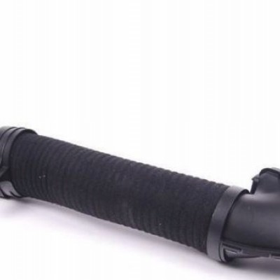 Hava Giriş Hortumu Mercedes C Serisi Hava Giriş Hortumu Mercedes C Serisi