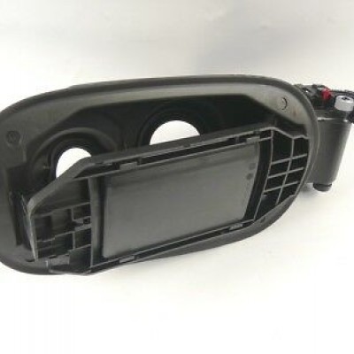 Yakıt Deposu Dolum Yuvası Mercedes C Serisi Yakıt Deposu Dolum Yuvası Mercedes C Serisi