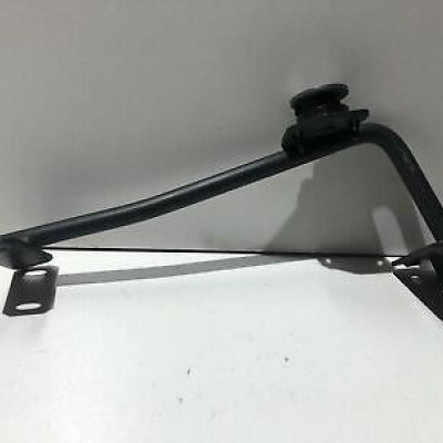 Ön Panel Kilit Demiri Mercedes E Serisi Ön Panel Kilit Demiri Mercedes E Serisi