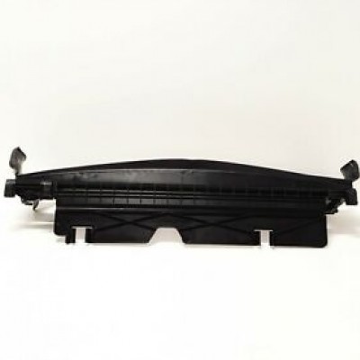 Radyatör Hava Gİriş Braketi Mercedes C Serisi Radyatör Hava Gİriş Braketi Mercedes C Serisi