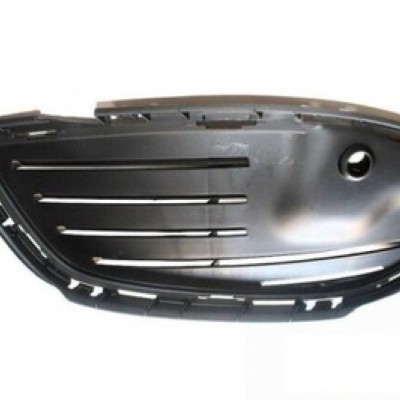 Sis Farı Izgarası Mercedes C Serisi Sis Farı Izgarası Mercedes C Serisi