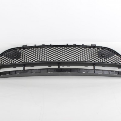 Ön Tampon Izgarası Orta Mercedes E Serisi Ön Tampon Izgarası Orta Mercedes E Serisi