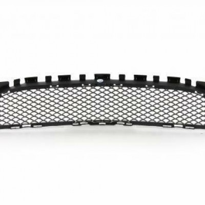 Ön Tampon Izgarası Mercedes C Serisi