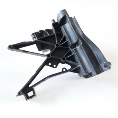 Mercedes B Serisi Ön Tampon Braketi - Sol